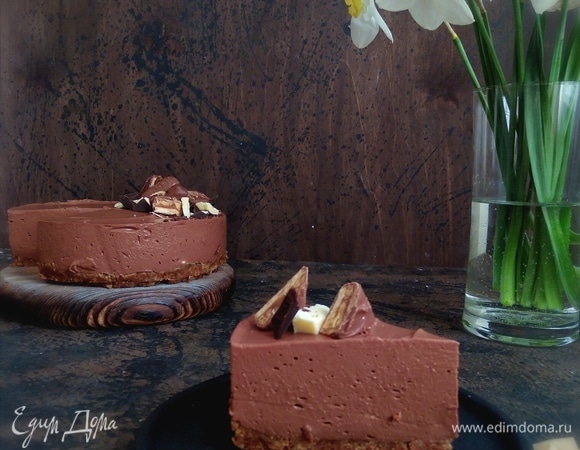 Этот чизкейк, как нежнейшее шоколадное облачко. Просто тает во рту.