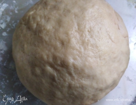 Замесить тесто. Накрыть. Оставить для подъема.