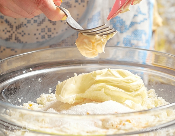 Мягкое сливочное масло.