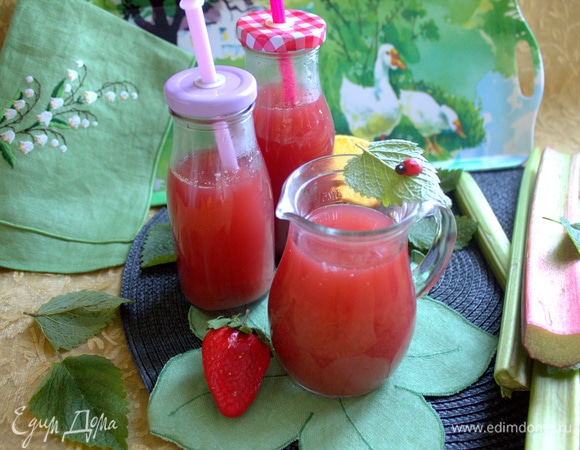 Кстати, в подобной посуде можно поставить компот в холодильник.