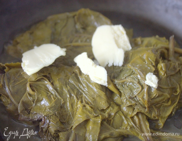 Потомить его со сливочным маслом.