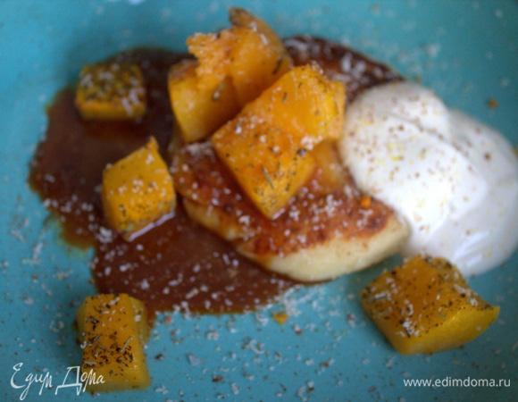 И положить классическую сметану рядом.