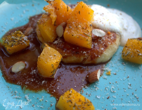 Немного миндалем украсить.