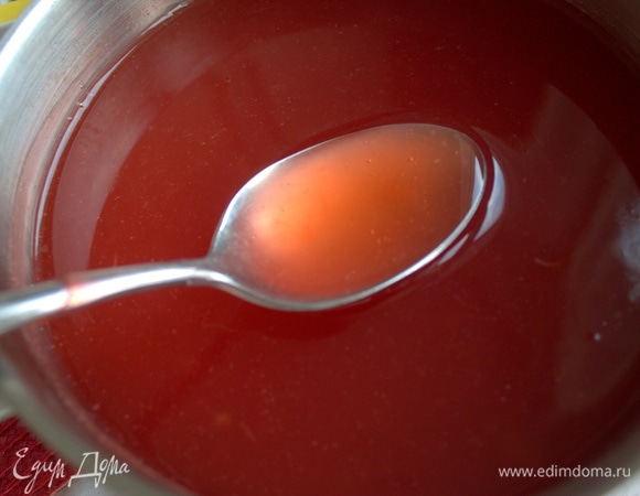 Заварить кисель, выключить, охладить.