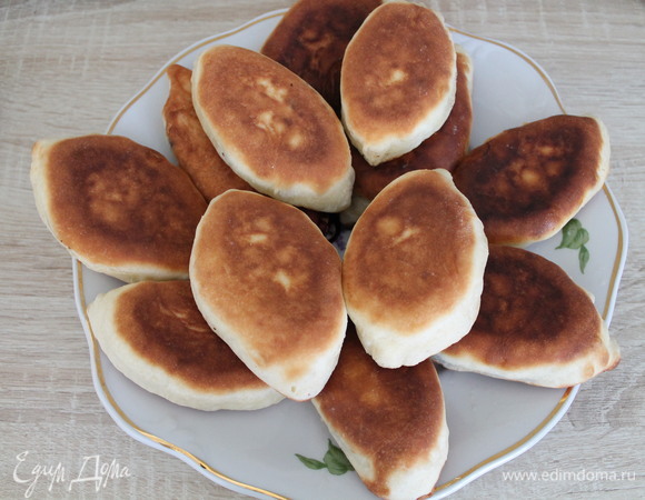 Пирожки готовы. Приятного аппетита!