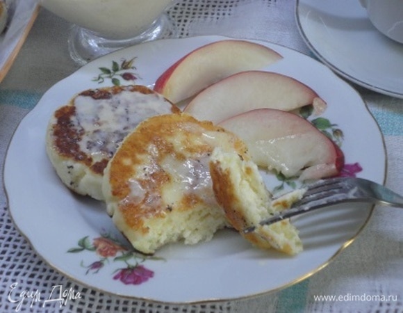 Вкус творожной запеканки. Только творог, никакой муки или манки. Завтрак удался.