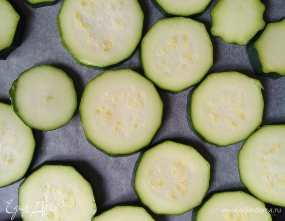 Выкладываем на пергамент.