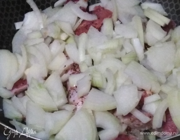 Далее — репчатый лук.