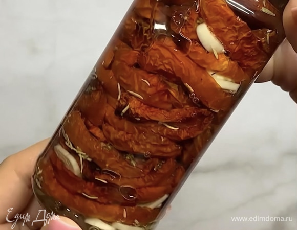 Закрываем крышкой и храним в холодильнике до 6 месяцев. Приятного аппетита!