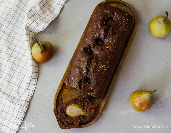 Можно подавать с мороженым, так как кекс напоминает брауни. Приятного аппетита!