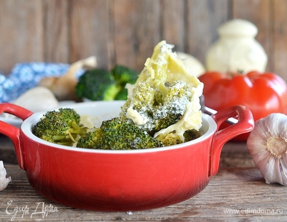 Сыр должен расплавиться, а сливки загустеть.