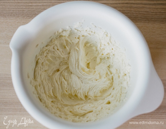 До однородной консистенции.