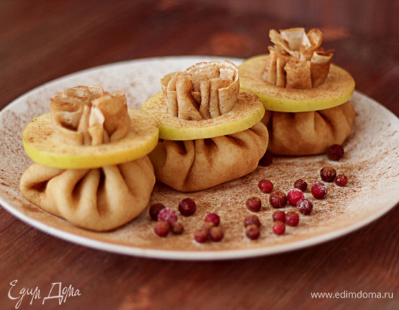 Сервируем блинчики и подаем к чаю. Приятного аппетита!