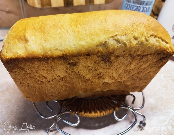 Готовый хлеб оставить на решетке до полного остывания. Ничем не накрывать.