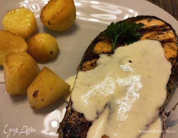 Соус охладить и подавать к рыбе.