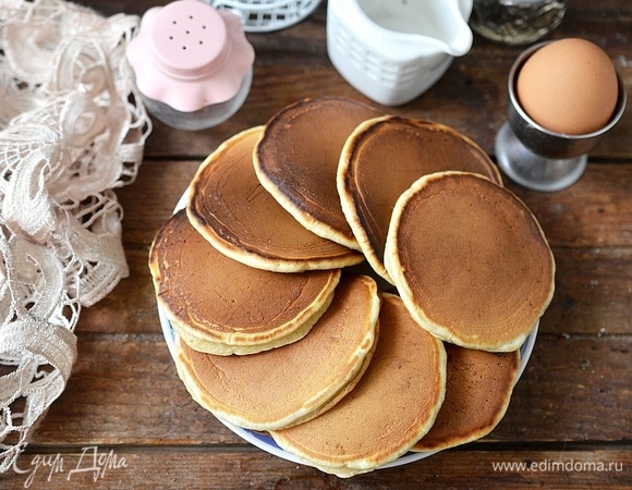 Затем переверните и обжаривайте до готовности.