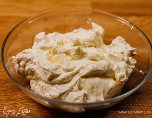 Должен получиться пышный стабильный крем.