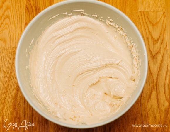 Должна получиться пышная масса.