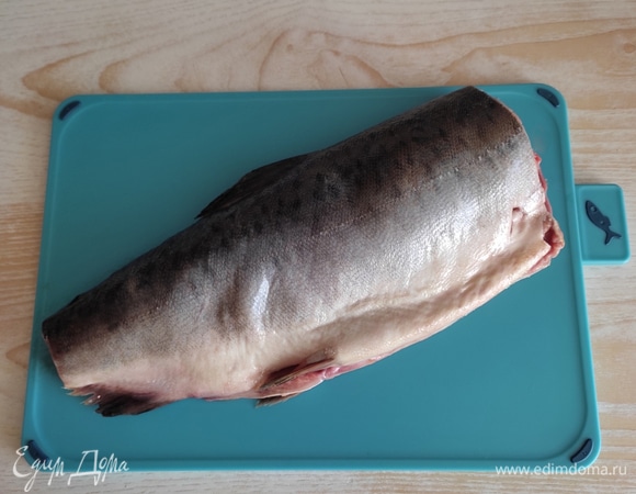 Рыбу для похлебки можно брать любую: белую или красную. У меня горбуша.