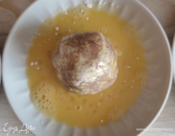 Затем — в яйце.