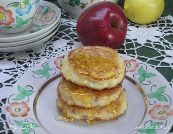 Или с медом! Приятного праздничного завтрака!