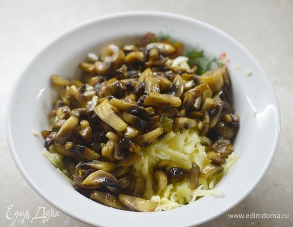 Смешайте все ингредиенты.