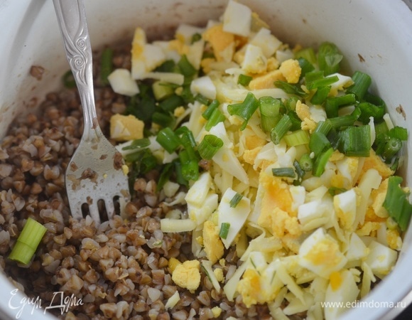 И все нарезанные ингредиенты.