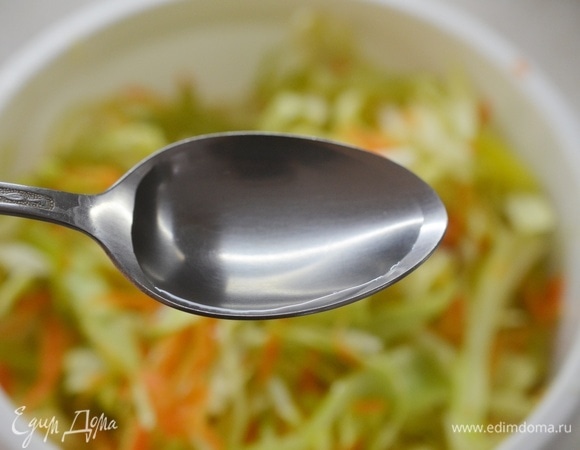 Затем — растительное масло.