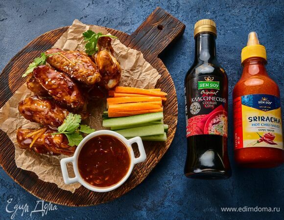 Подавайте, украсив кунжутом и зеленью.