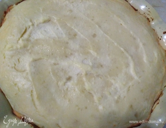 Поставить в разогретую духовку на 25 минут при 200°C.