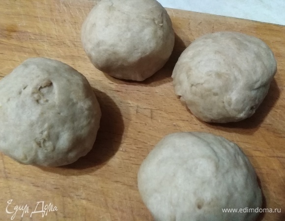 Разделить на 4 части.