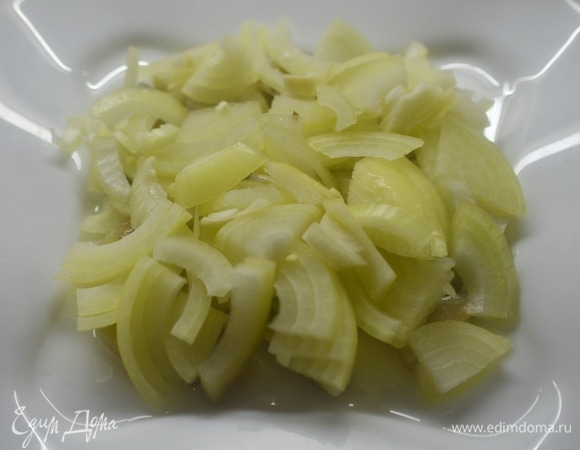 Выложите на сельдь.