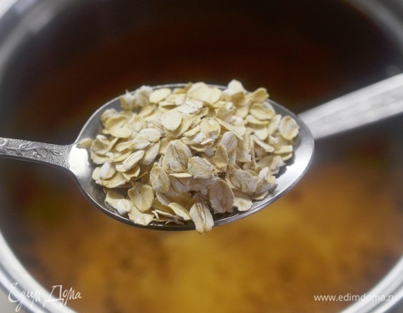 Овсяные хлопья.