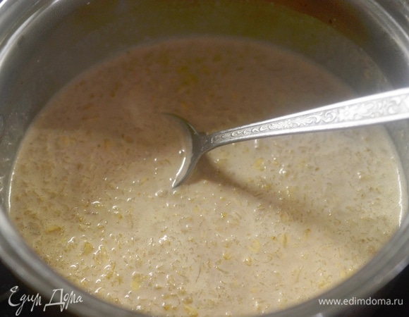 Варите около 3–5 минут.