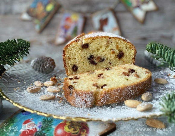 Подавайте кекс к столу. Приятного аппетита.