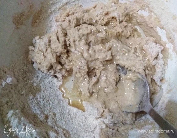 Добавить растительное масло.