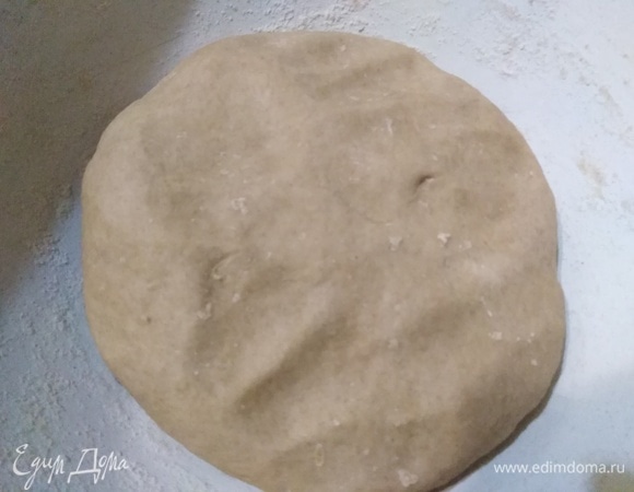 Замесить тесто.