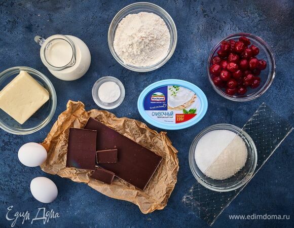 Для приготовления торта понадобятся следующие ингредиенты.