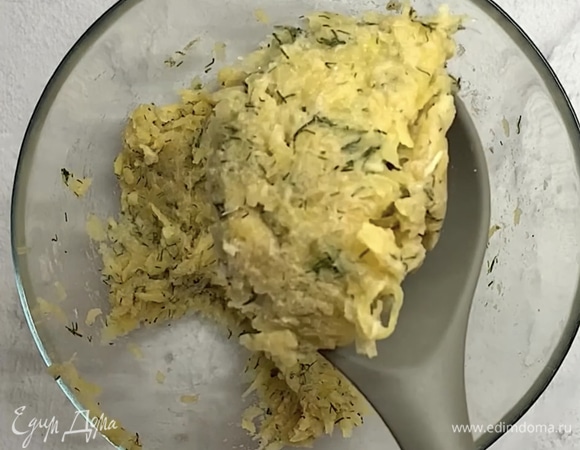 Можно руками сформировать котлетки.