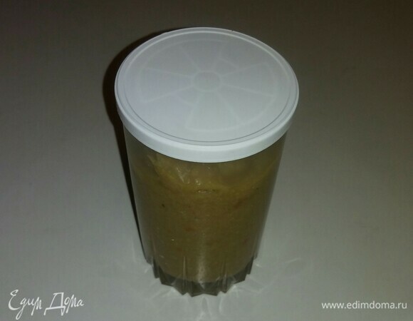 Переложить массу в стеклянную банку, закрыть крышкой и убрать в холодильник на 3 часа. Соус готов. Приятного аппетита!