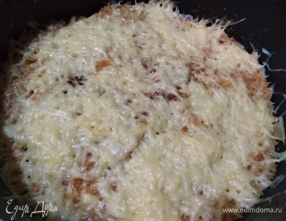 Продолжить готовить еще 15 минут под крышкой.