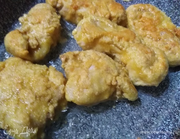 Жарить с двух сторон по 1 минуте с каждой.