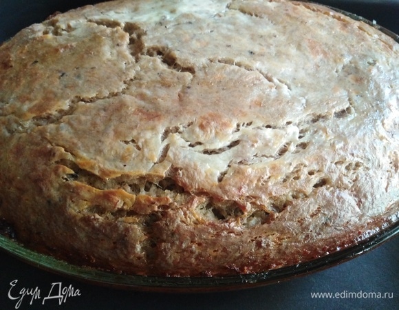 Поставить в разогретую духовку. Выпекать при 200°C 40–45 минут.