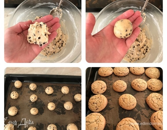 Духовку нагреть до 190°C. Из теста сформировать небольшие колобки, переложить на противень и поставить в духовку.