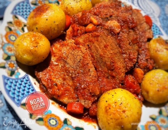 На гарнир отлично подходит молодой картофель, рис или пюре.