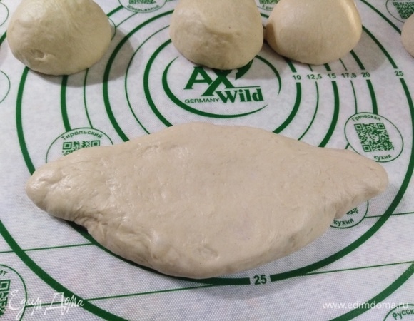 Сформировать пирожок.