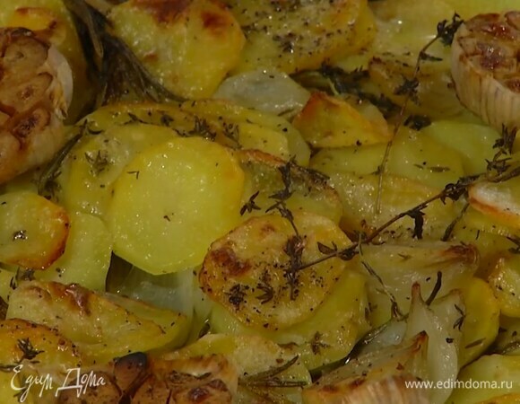 Запекать в разогретой духовке до появления хрустящей корочки.