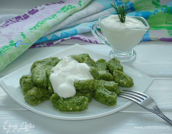 Вкусный и полезный завтрак готов! Подавать можно со сметаной.