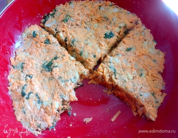 Поделила зрительно тесто на 4 части.