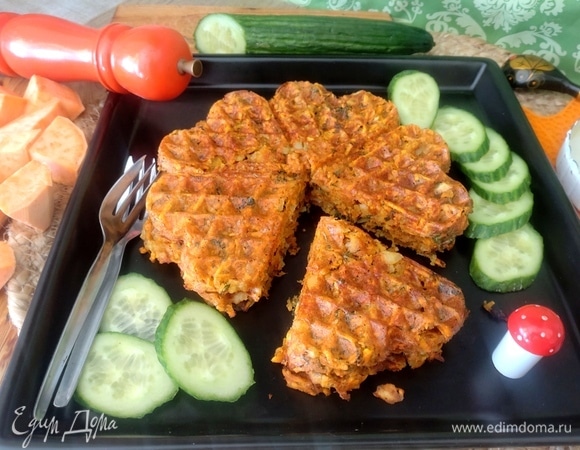 Подать со свежими овощами.